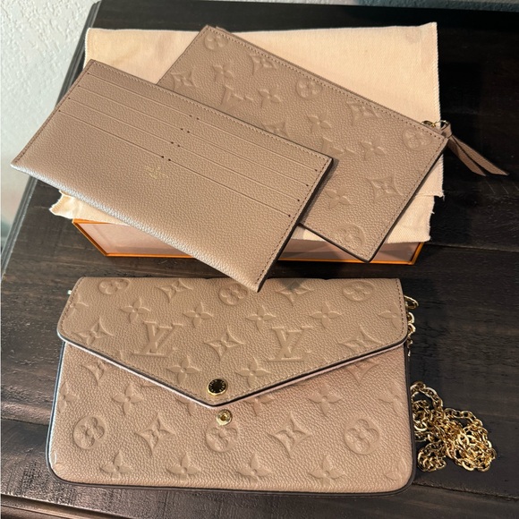 Louis Vuitton Felicie Pochette - Picture 1 of 7